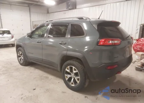 2015 Jeep Cherokee Trailhawk z USA, uszkodzony, nr VIN 1C4PJMBS6FW660177